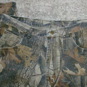 PRICE LOWERED&DISCOUNT SHIPING Double Kneed Camo Wrangler Jeans